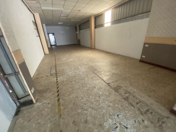南平市場★透天金店面★有貨梯 可登記 - Image 1