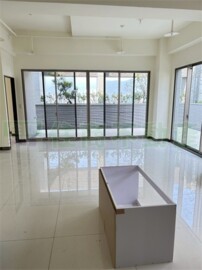 圓山藏富待售房屋