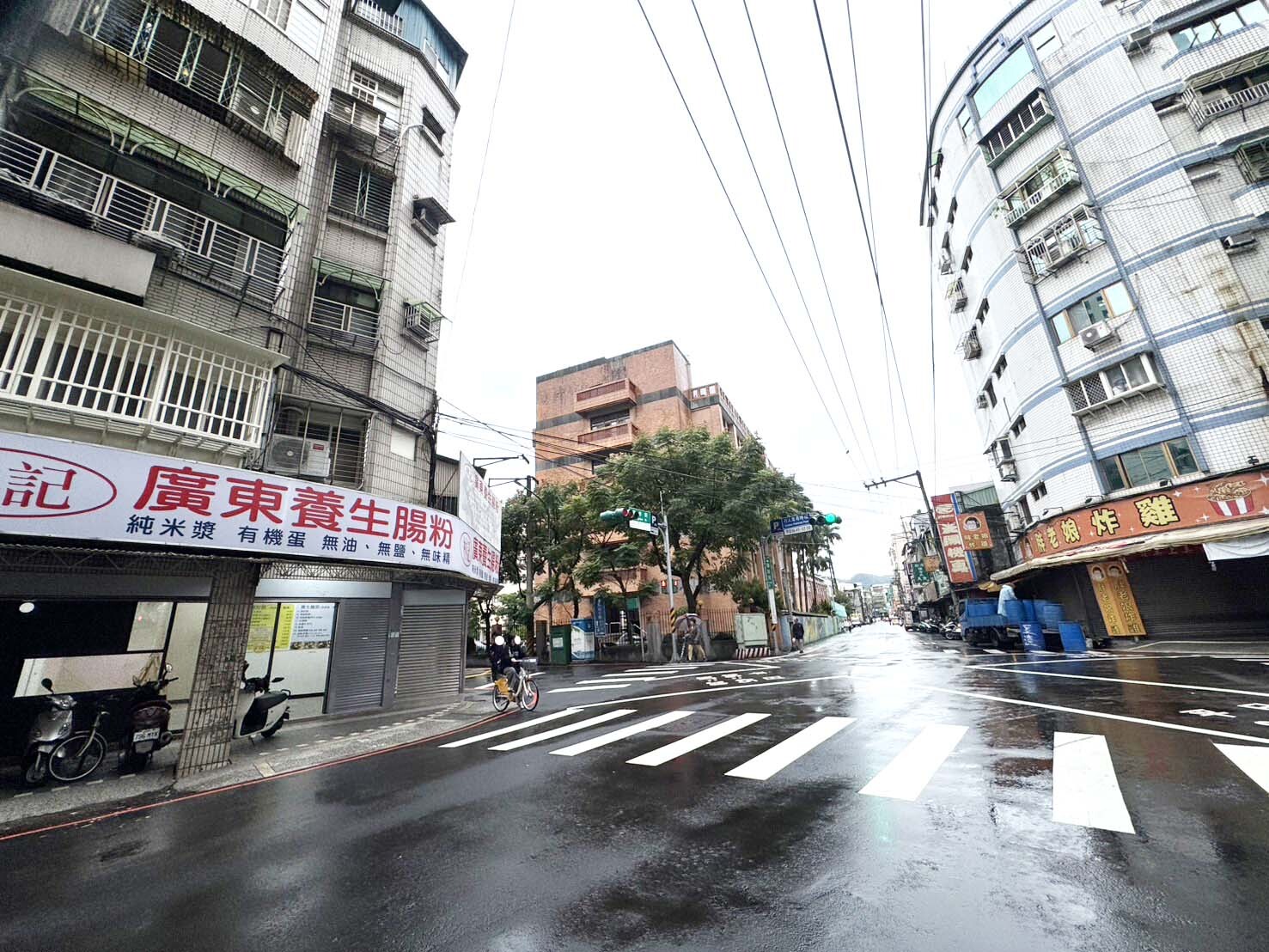 南勢角站*華廈台科大1+2樓住商金店面❤️