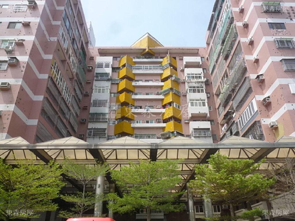 領帶城3房+平面車位