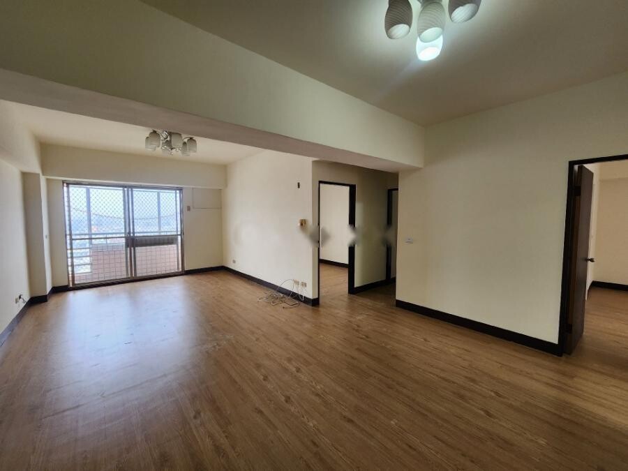 樂屋_屏東縣潮州鎮狄斯耐花園廣場待售房屋 屏東縣潮州鎮狄斯耐花園廣場待售房屋