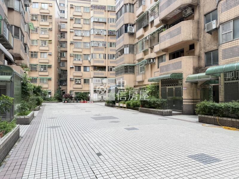 近華勛國小1+2樓店住