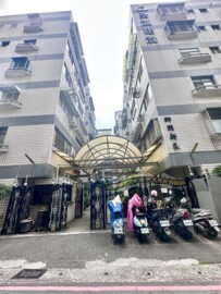 富家子第待售房屋