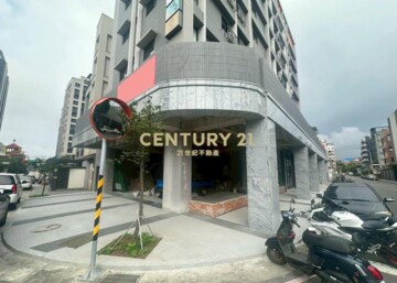 興華二街三角窗店面 - Image 1