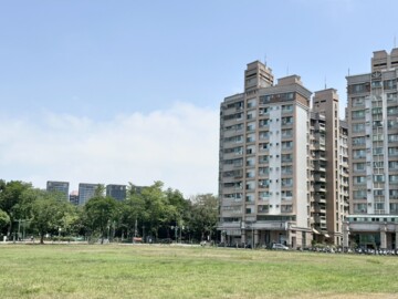 都會園地待售房屋