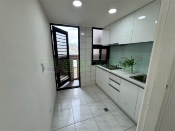 奧迪大樓待售房屋