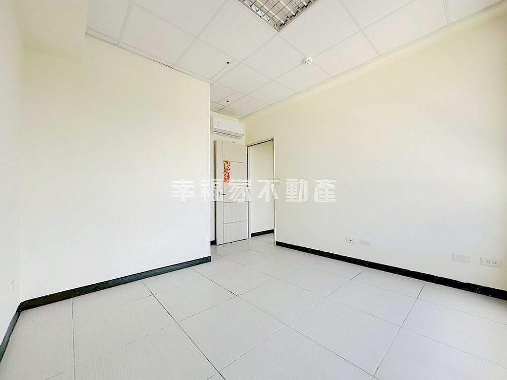 台南市北區成大城待售房屋