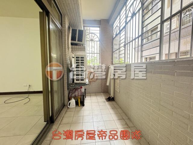 新北市五股區陸光新城A區待售房屋