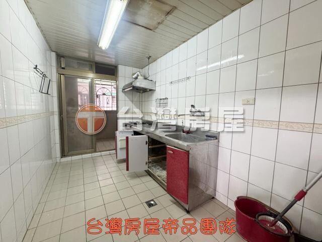 新北市五股區陸光新城A區待售房屋