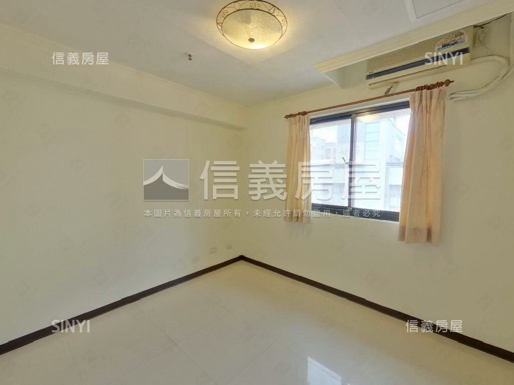 新竹縣竹北市世紀皇家待售房屋