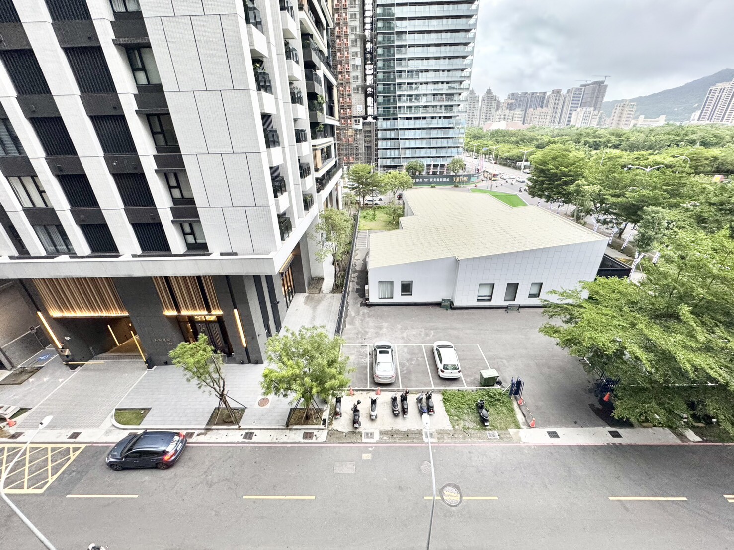 高雄市鼓山區太普風格待售房屋