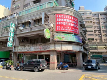 五甲公園瑞春街三角窗1樓店面出租 - Image 1