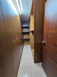 總富三多六街透天待售房屋