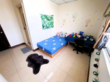 高醫套房包網路第四台公電★近火車站/熱河商圈/後驛 - Image 1