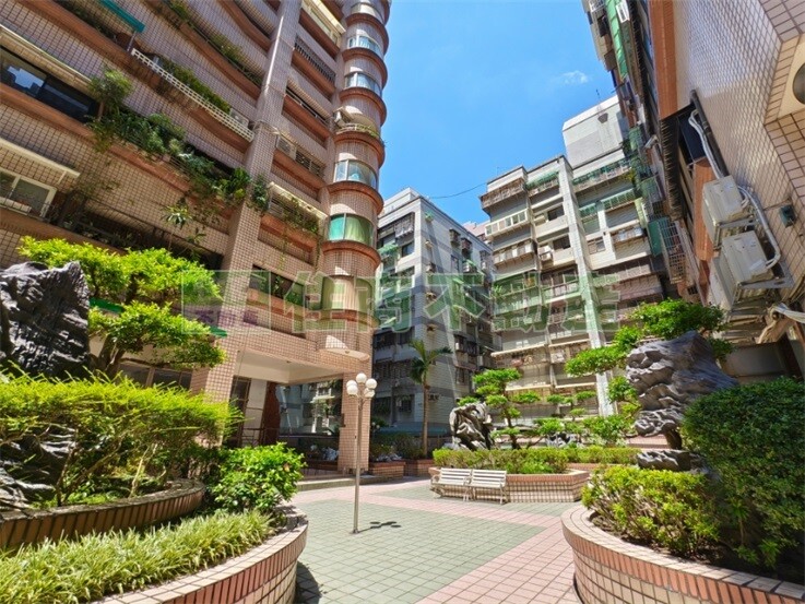 新北市土城區上泰廣福大廈待售房屋