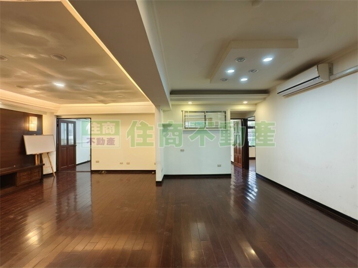 新北市土城區上泰廣福大廈待售房屋