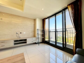 竹北高鐵特區河岸公園旁頂樓4房優質住家 - Image 1