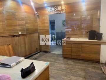 近火車站類三角窗一樓店面租 - Image 1