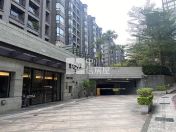 山妍四季2蝶舞行館待售房屋