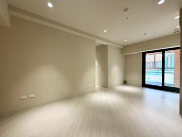 龍邦登峰21待售房屋