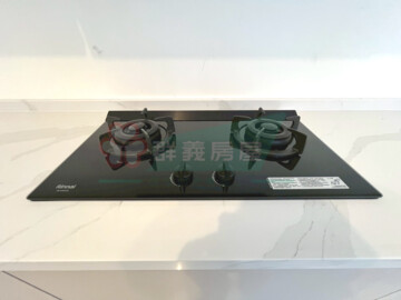 三多五街31號透天待售房屋