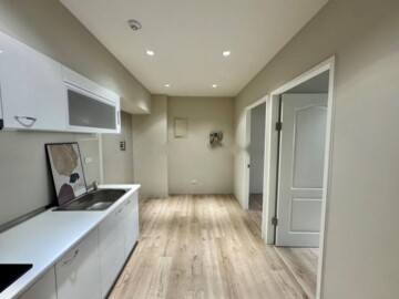 牛津世界待售房屋