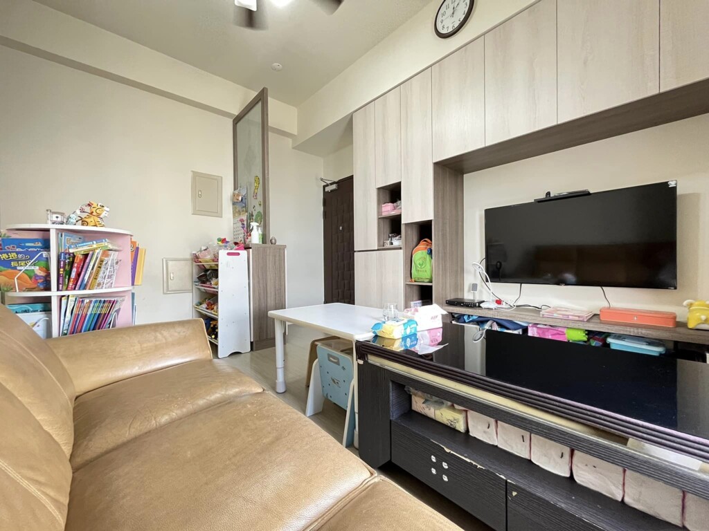 龍井兩年新屋低總價低公設朝南戶稀有電梯兩房兩衛