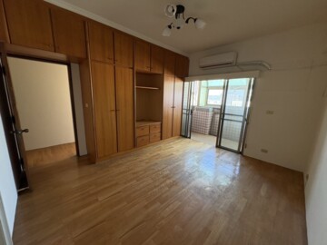 國際學社華廈待售房屋
