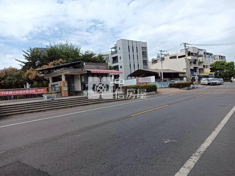 員林國中旁全新美墅