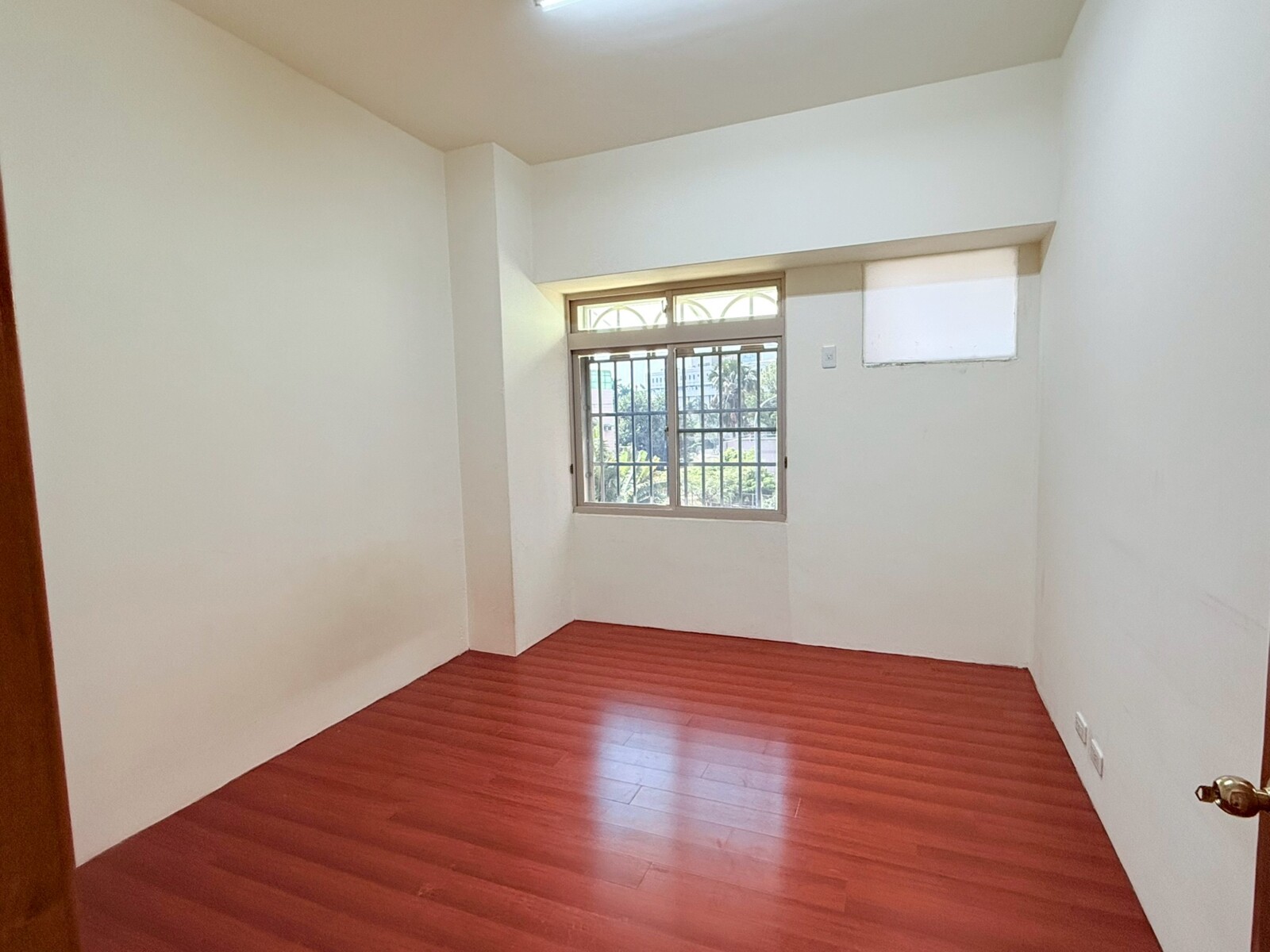 樂屋_嘉義市西區經國新城M區待售房屋 嘉義市西區經國新城M區待售房屋