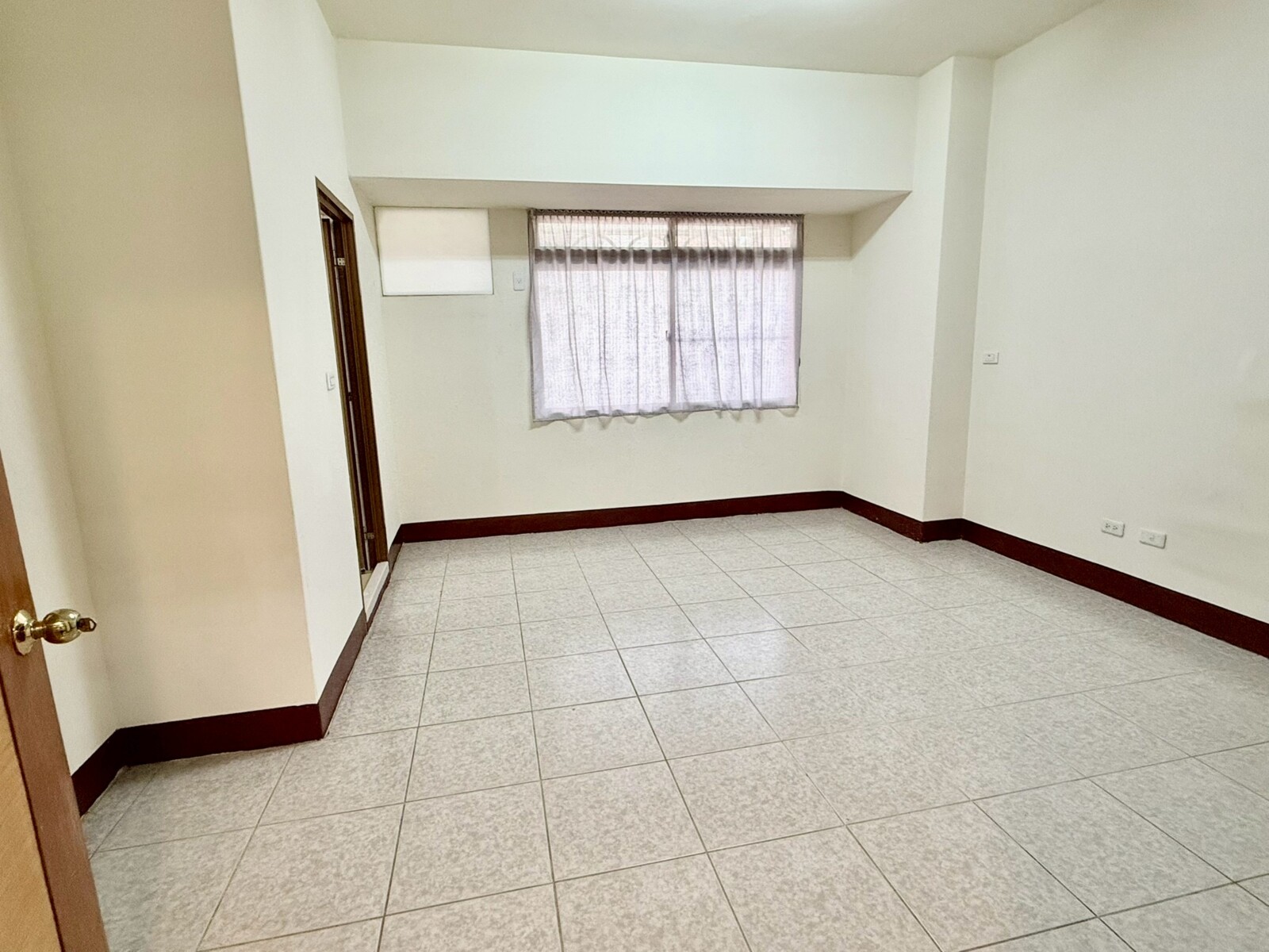 樂屋_嘉義市西區經國新城M區待售房屋 嘉義市西區經國新城M區待售房屋