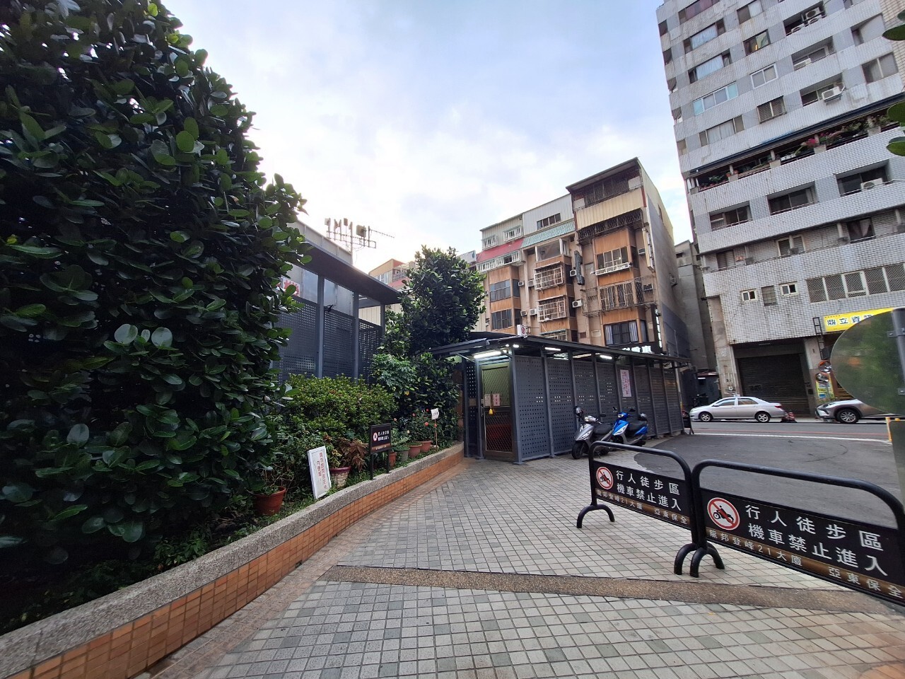 樂屋_台中市北區龍邦登峰21待售房屋 台中市北區龍邦登峰21待售房屋