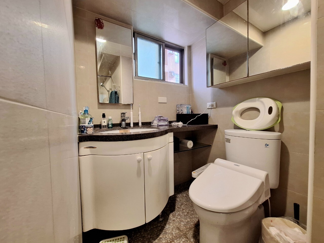 樂屋_台中市北區龍邦登峰21待售房屋 台中市北區龍邦登峰21待售房屋