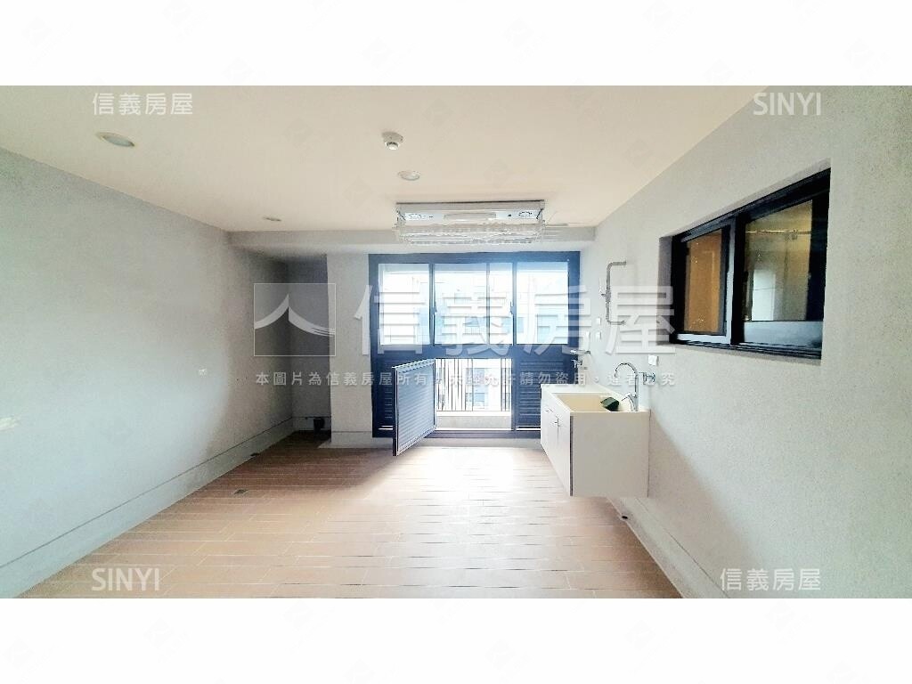 台南市東區富立耘非凡待售房屋