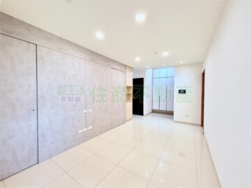 龍騰鑫市鎮待售房屋