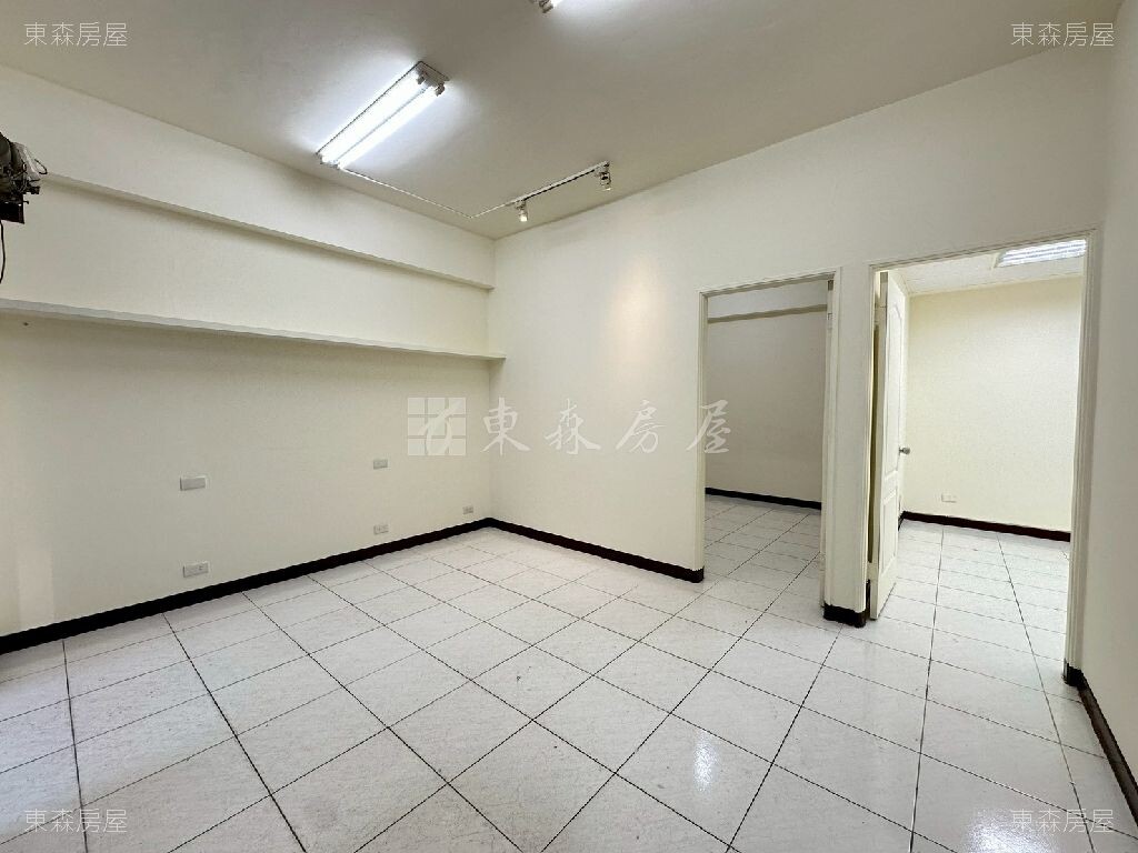 三峽介壽國小旁住家精品店舖