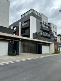 冠傑菁英匯待售房屋