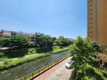 新站大學園區待售房屋
