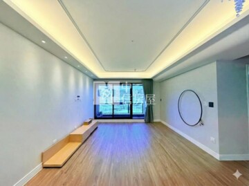 南方庭園待售房屋