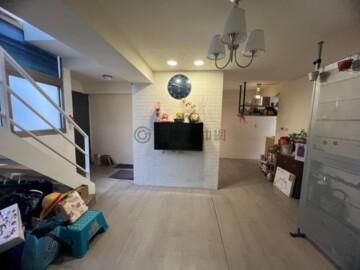 萊茵鴻運金待售房屋