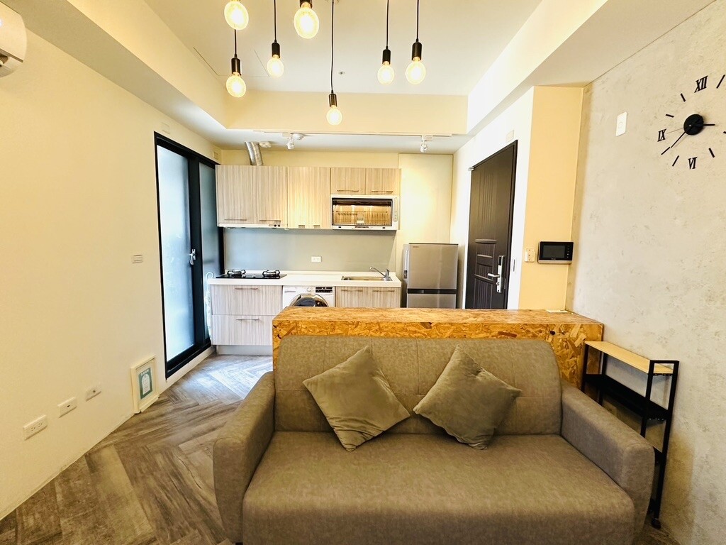 樂屋_高雄市前金區郡都INN待售房屋 高雄市前金區郡都INN待售房屋