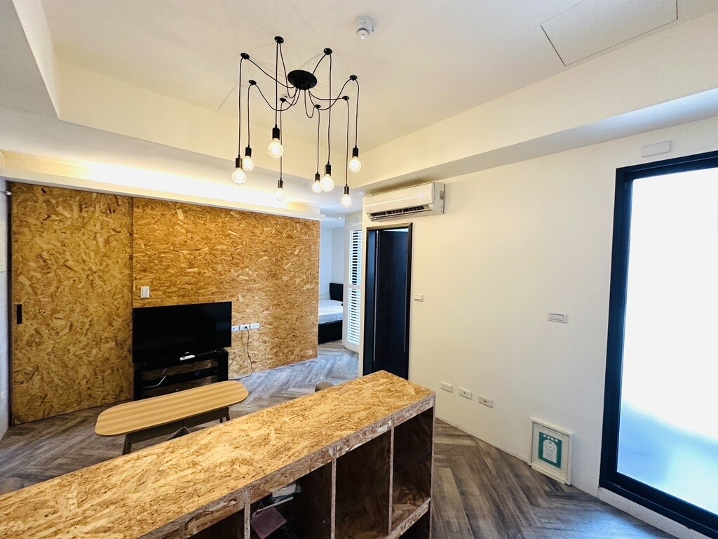 樂屋_高雄市前金區郡都INN待售房屋 高雄市前金區郡都INN待售房屋