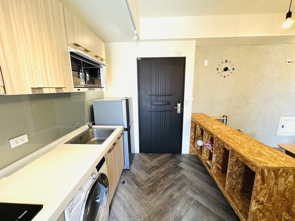 樂屋_高雄市前金區郡都INN待售房屋 高雄市前金區郡都INN待售房屋