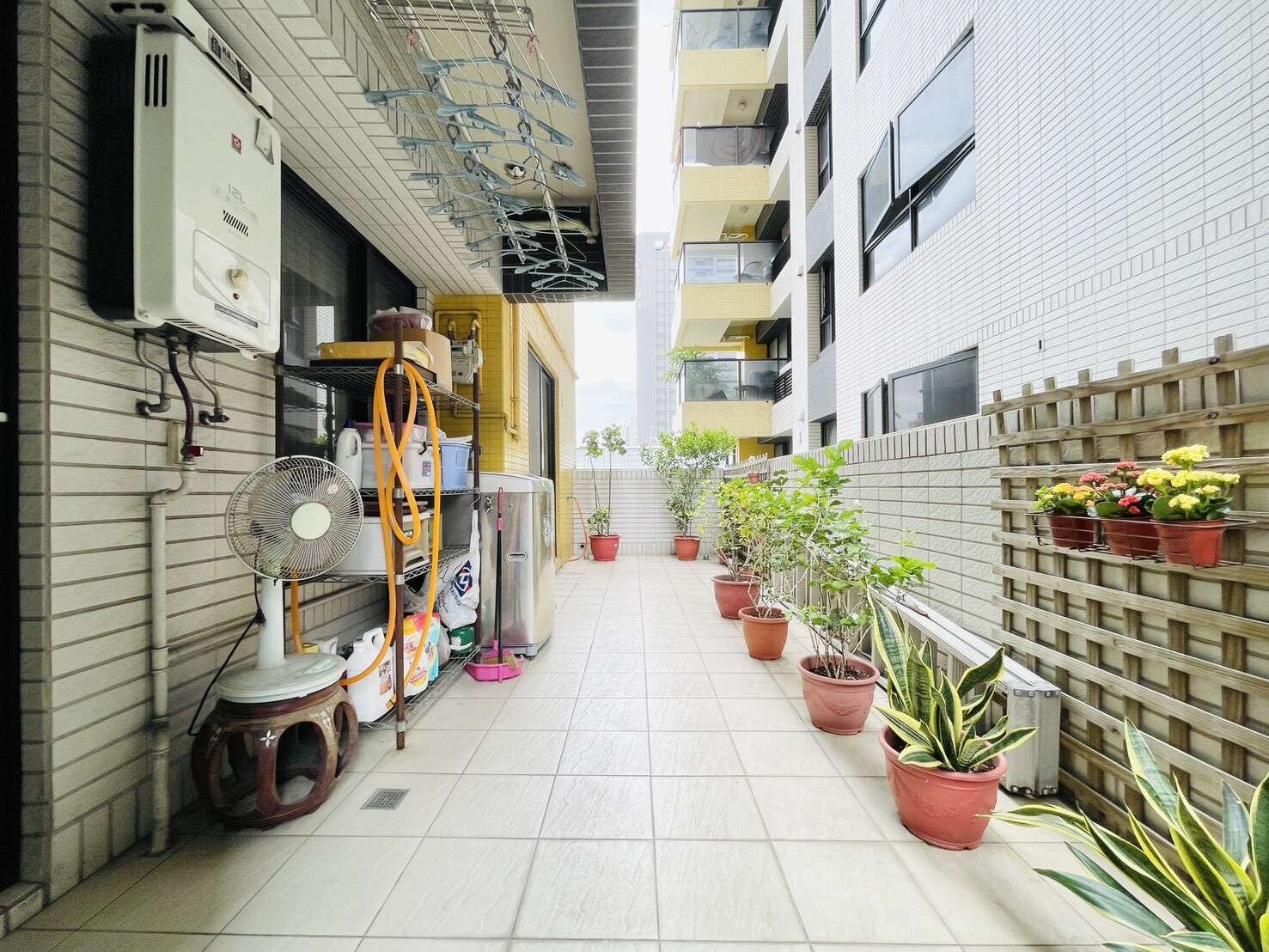 高雄市三民區城揚臻幸福待售房屋