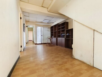 高雄市前金區市中一路 - Image 1