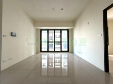 南投市英倫天琴三房平車 - Image 1