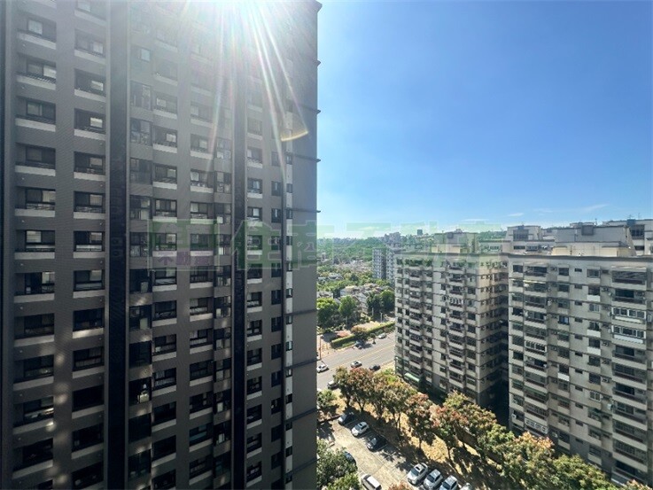 樂屋_台中市西屯區太子雲世紀 B區待售房屋 台中市西屯區太子雲世紀 B區待售房屋