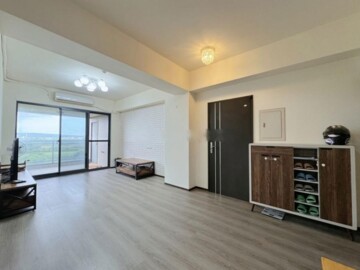 東大HOLA待售房屋