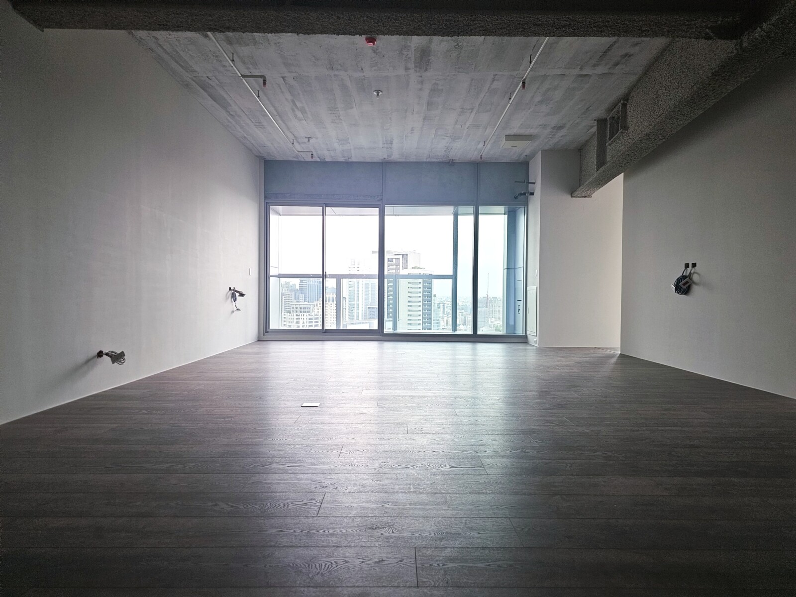 樂屋_台中市西屯區寶輝SKY TOWER待售房屋 台中市西屯區寶輝SKY TOWER待售房屋