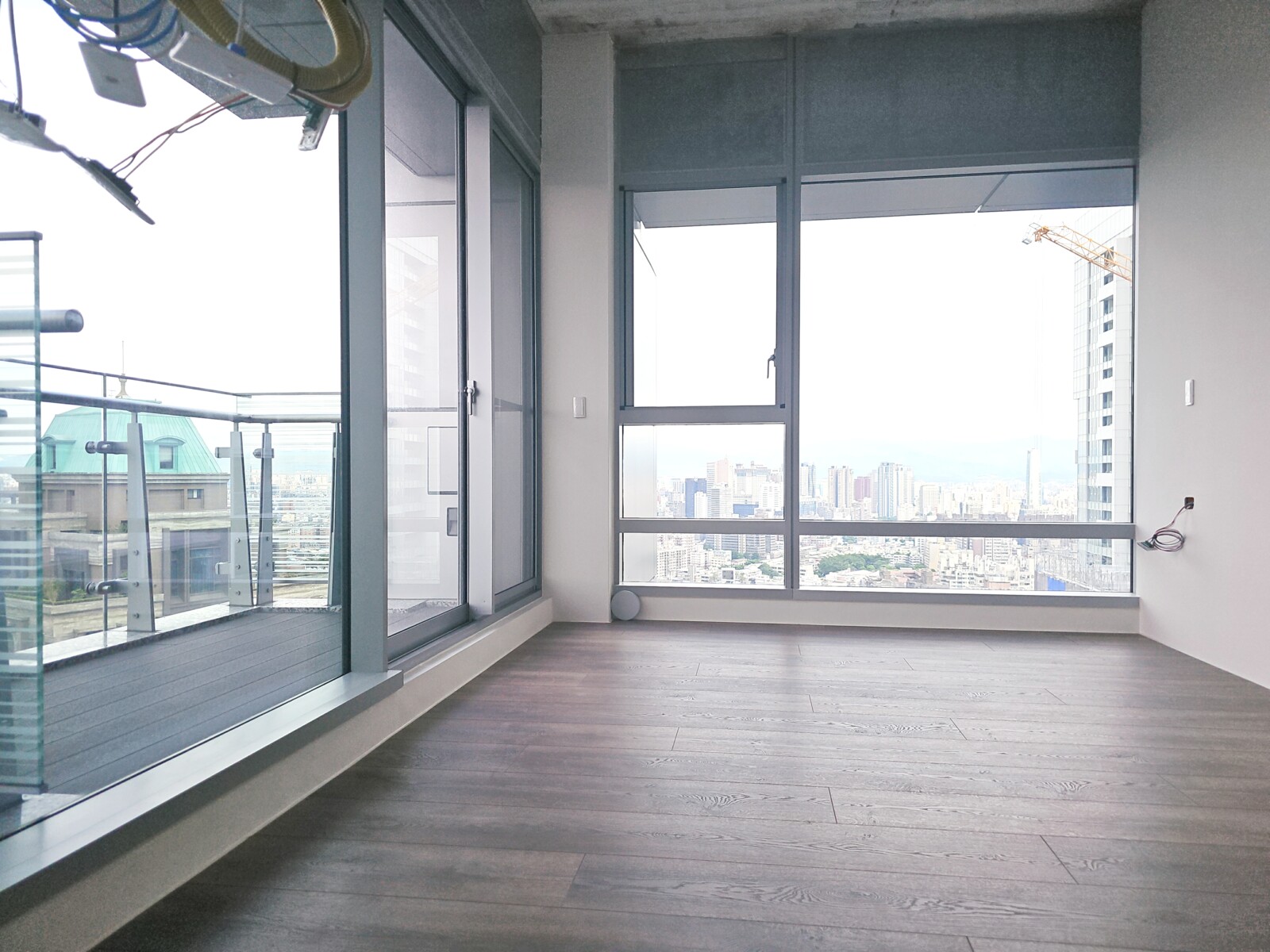 樂屋_台中市西屯區寶輝SKY TOWER待售房屋 台中市西屯區寶輝SKY TOWER待售房屋